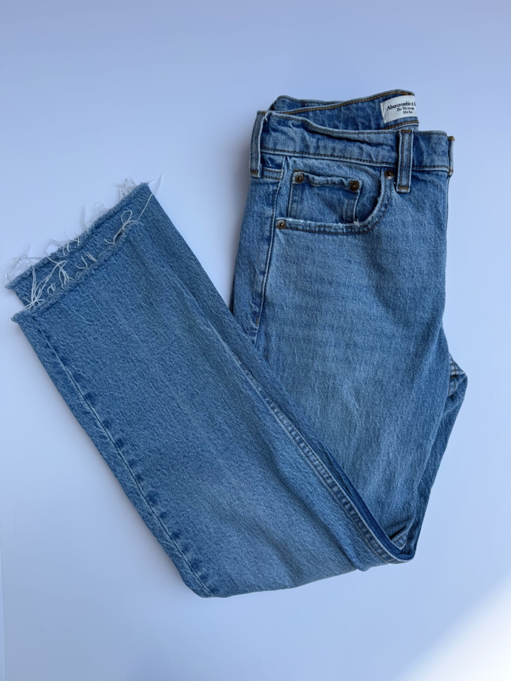 Abercrombie & Fitch Women's The 90’s Straight High-Rise 26/2S